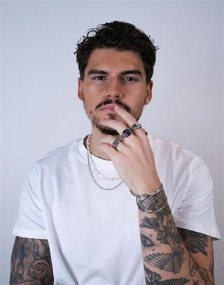 Halskæder til mænd: Et moderne og stilfuldt valg